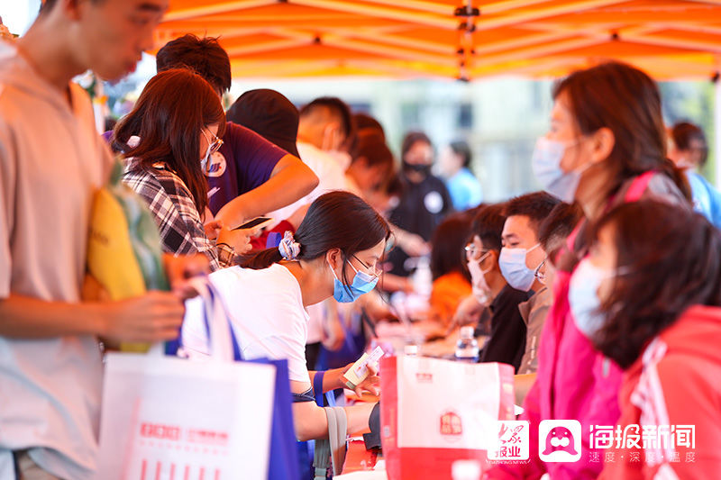 朝气蓬勃！实拍山东工商学院“小萌新”报到现场|图集 | 小萌