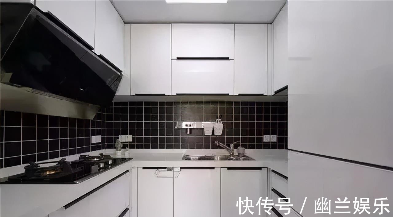 花园|买80㎡顶楼被同事嘲笑,看到我家大阳台改花园餐厅,羡慕得不得了