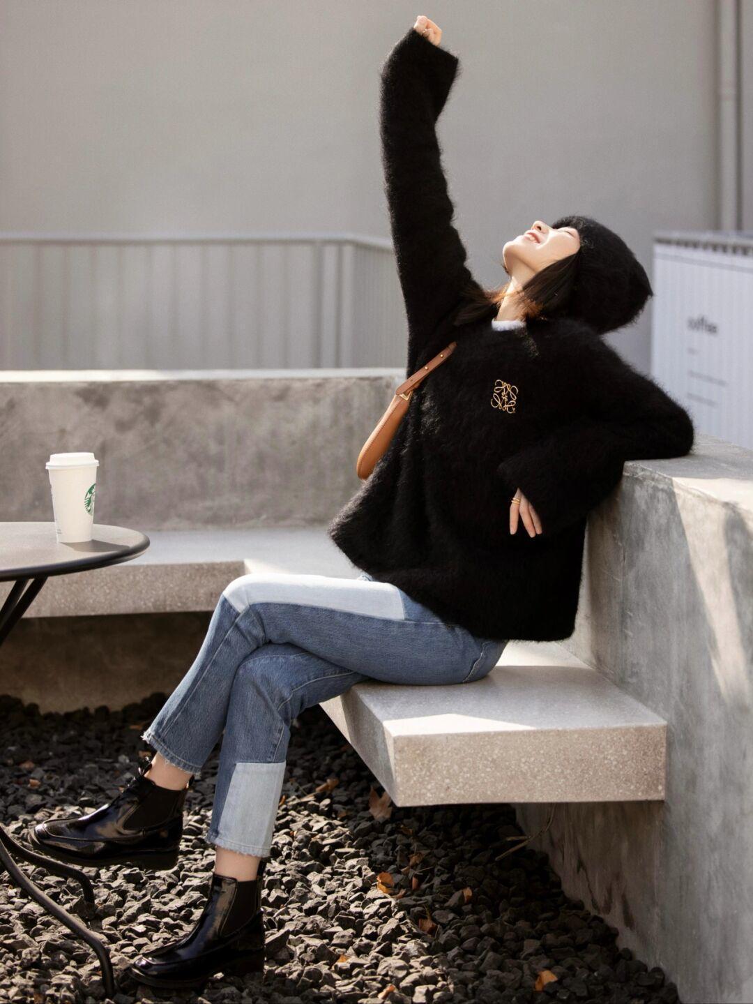 百搭 这些才是“毛衣”的高级穿法,柔软舒适又百搭,轻松穿出气质美