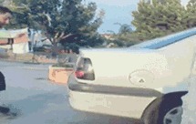 |搞笑GIF:隔壁老王家的女儿,从小就输在了起跑线上