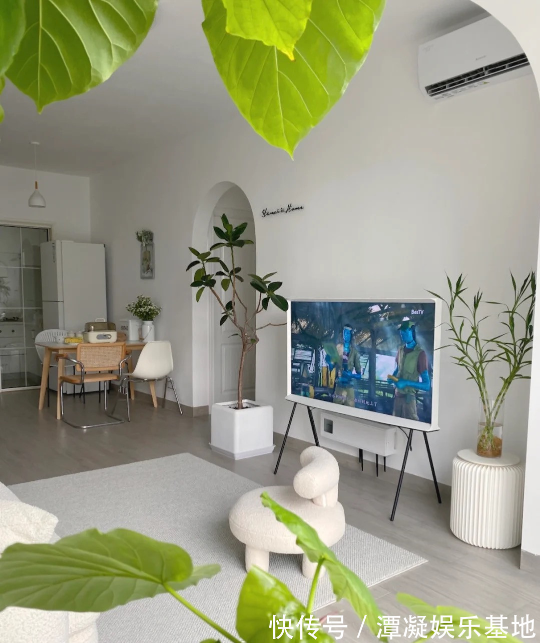 石膏线|她家全屋大白墙,不吊顶,不做石膏线,太干净舒适了,看着真舒服