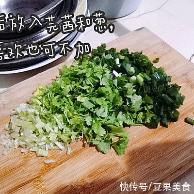 咸丸子|香到流口水的阳江咸丸子，下饭神器都靠它