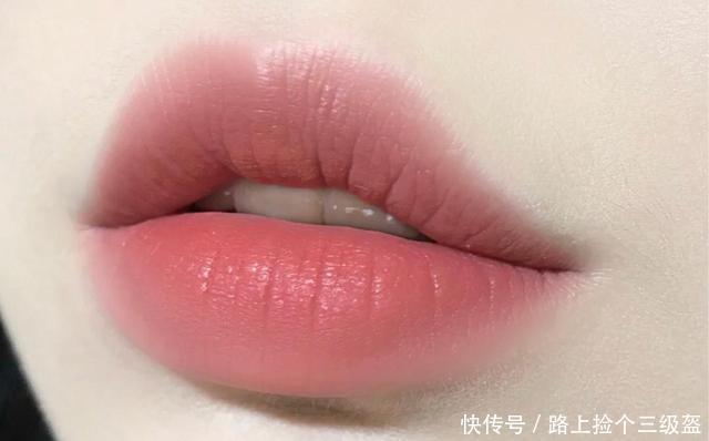 橘色|一看就满满“廉价感”的色号,颜值高也驾驭不了,黄皮就别想了!