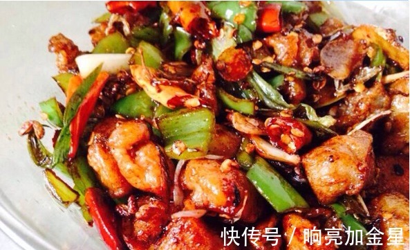 一碗米饭绝对不够吃的下饭菜，美味简单营养解馋，吃后回味无穷！