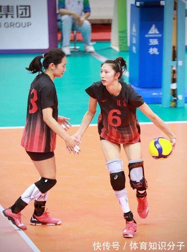 女排|蔡斌嫡系机会来了!2大女排替补或成主力,天才少女挑战李盈莹