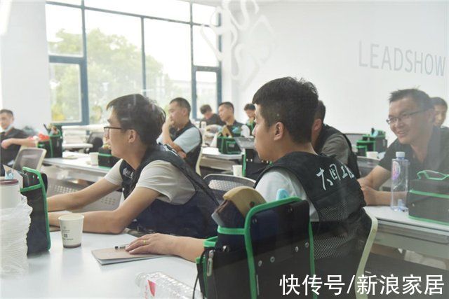第一枪|当好行业发展领头雁，领绣墙布“第一届施工培训会”推动服务升级
