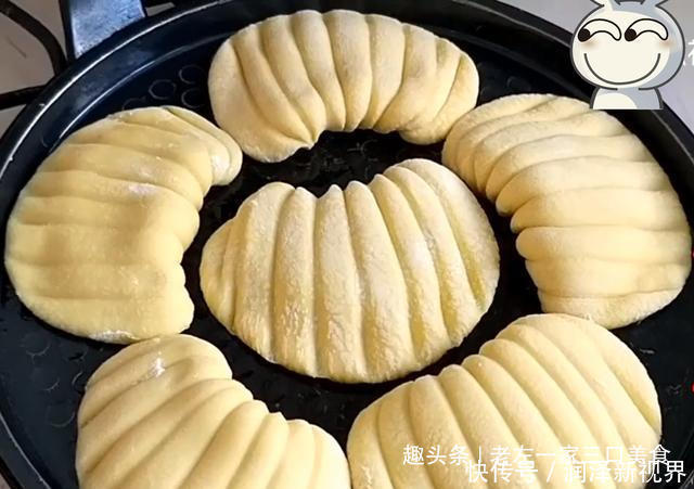 玉米面是宝,教你秘制新吃法,不蒸不煮不炸,出锅全家流口水,香