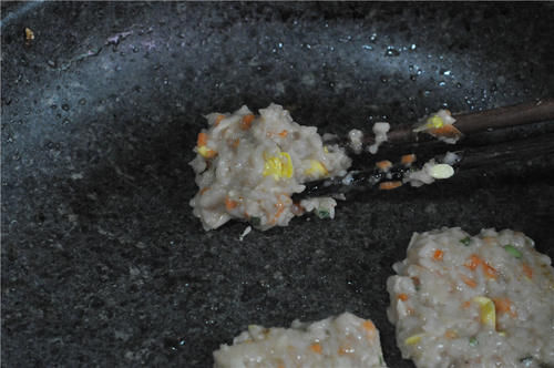 做肉饼加点它，立刻好吃10倍，锁水提鲜清爽无渣，又香又嫩！