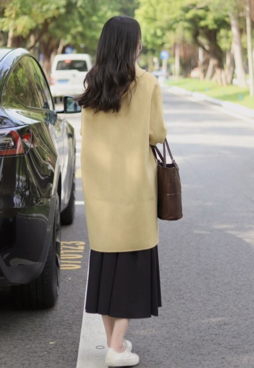 半身裙 大衣配半身裙才是新年标配,温柔优雅又得体,轻松穿出气质美