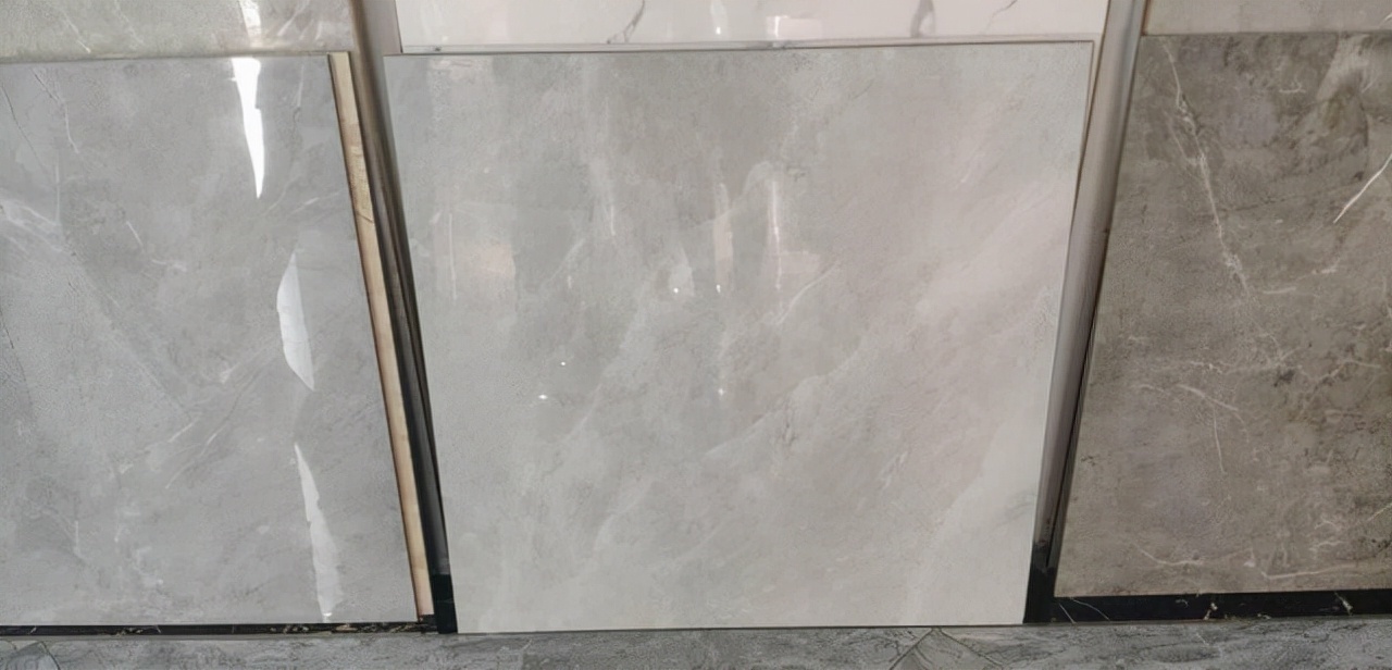 装修|以前不懂,瓷砖一块100多;其实装修买瓷砖最好别超“这个价”