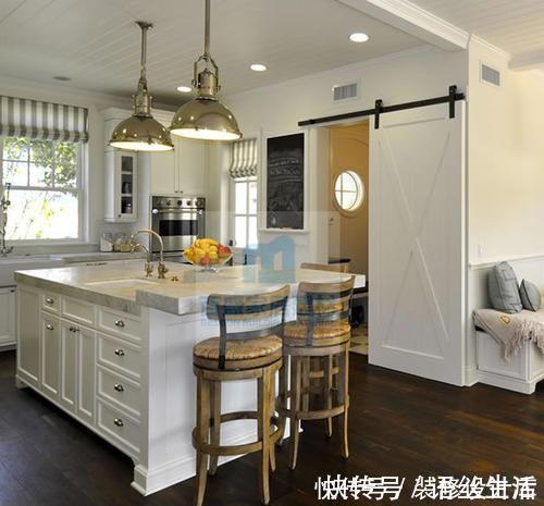 推拉门|厨房不要再傻傻装推拉门了，装这种更实用漂亮，聪明人老早就知道