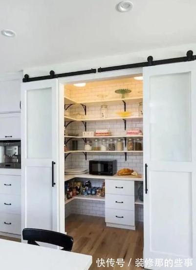 储藏室|柜子不打到底,留1平储藏室,整齐又省心