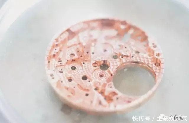 机械表凭什么卖那么贵?