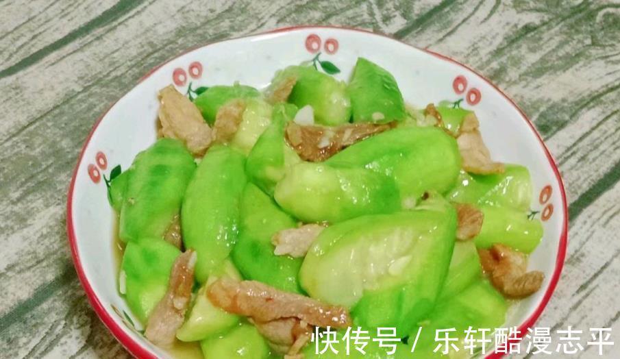 营养|三伏天,丝瓜和它是绝配,好吃不上火,营养互补,现在吃正当季