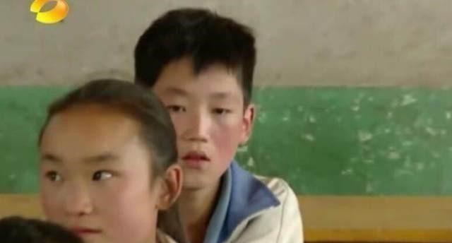 他因富人游戏,从《变形计》的农村娃脱胎换骨逆袭,今成国家栋梁