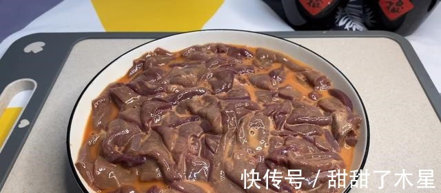 猪肝这样烧,不会有一丁点腥味,而且很嫩滑可口!