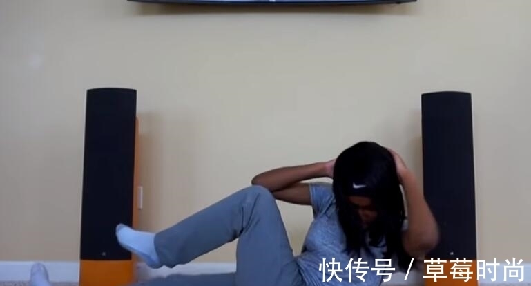 高抬腿|26岁美女挑战7天瘦腰训练，七天后瘦掉5厘米，她获得理想腰围！