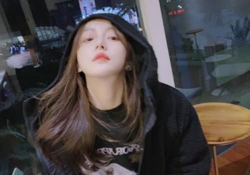 姜贞羽取消认证,兜兜转转一大圈,她还是选择了退出这个圈子