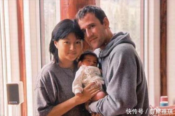 儿童|李绮红近况,原来她这么苦命!如今嫁老外,当一名儿童精神科护士