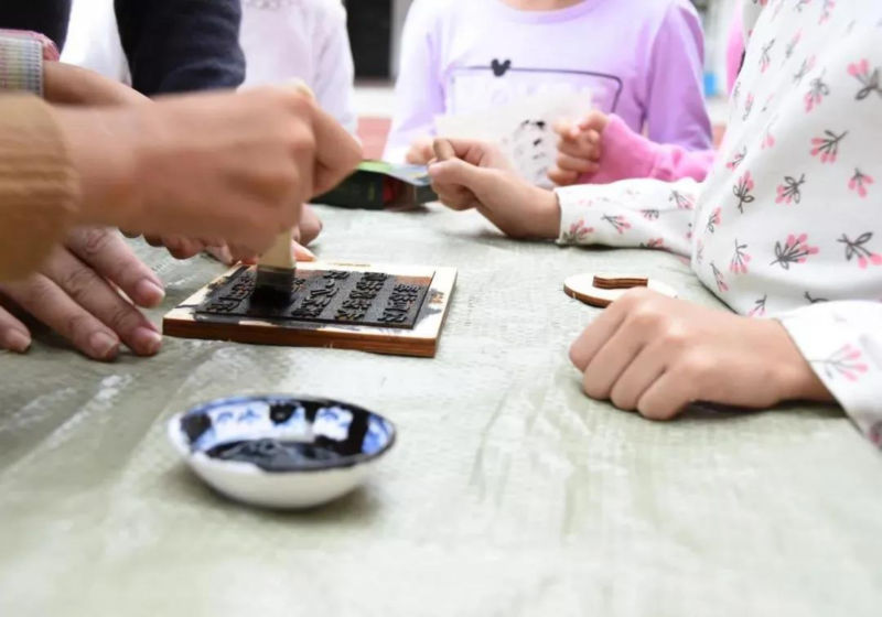 曾庆旻|柳州市鱼峰区：校园科技节让学生过足“科学瘾”