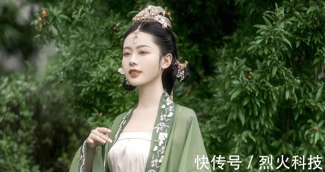 瑶坛&五言格律与七言格律:化露凝烟君不见,雍容无愧向瑶坛