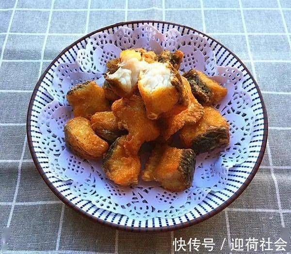 炸酥鱼别再用淀粉和面粉了,用它裹浆,酥鱼外酥里内,很好吃