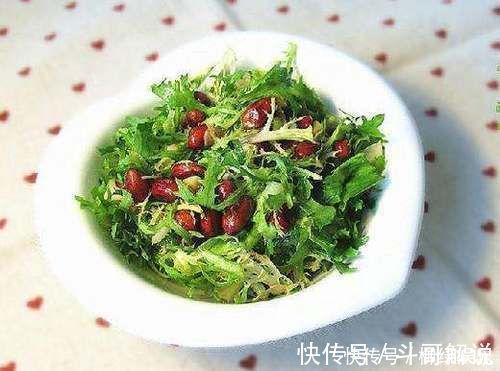 凉拌苦菊花生米|夏天,不能总吃黄瓜,还要多吃这菜,两天吃一次,不便秘一身轻