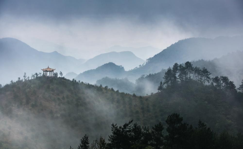 稽东十二景之红豆仙霞——追寻山野间的浪漫化身