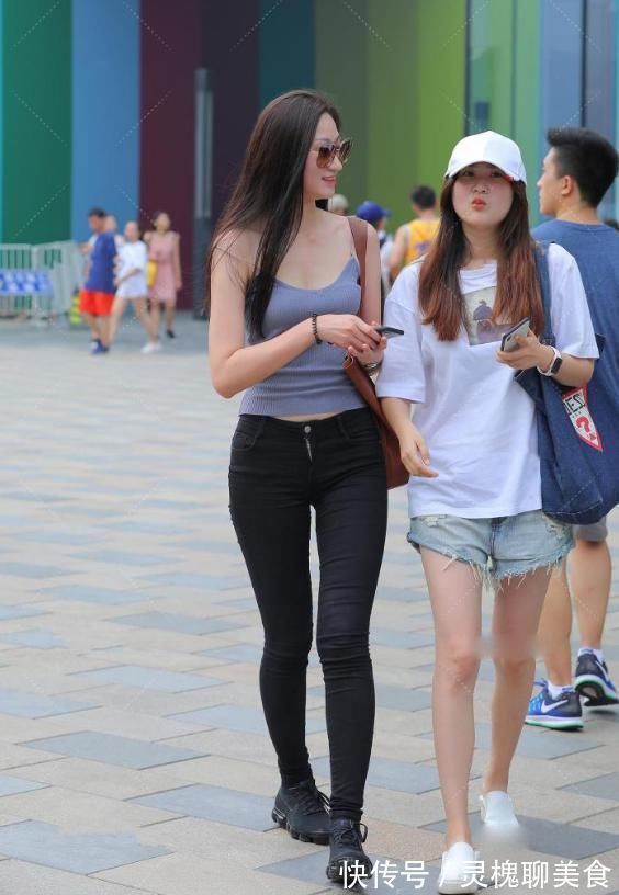 搭配","m":"bde3c2ba62d984f321376afedb4f85db54c56712","nlabel":"stat_3100652899:zm.news.so.com:5pe25bCa5bCP6L+c6aqe,pageType_zmt,glevel_3","ntag":"tfashion;sfashion_时尚;kfashion_1:搭配;cfashion_S:5:2261:减龄:背带裤;cfashi