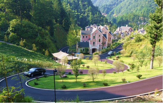 广电旅游体育局|16天鹅堡室内滑雪场