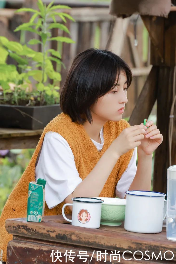 刘雯的背心,我穿也能这么好看?|下周穿什么 | 法式