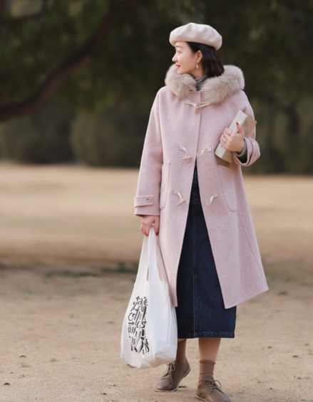 大衣 会穿衣的女人才有气质,照搬这位博主的大衣穿搭就够了,优雅整个冬天