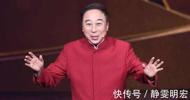 徐静蕾#冯巩书法得到了专家的认可，字迹洒脱，行云流水，颠覆你的审美