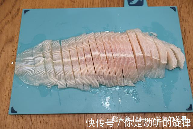 立秋贴秋膘，给家人吃砂锅菜，营养美味，少油盐入口即化没吃够