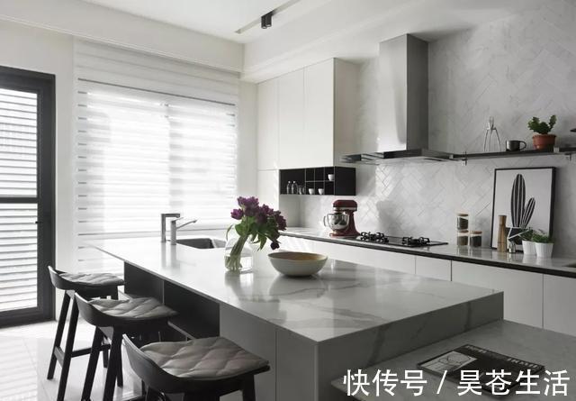餐厨|90平两室新房,精致的黑白灰空间,餐厨一体+岛台,处处是惊喜