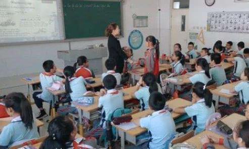 儿子|“史”姓爸爸给儿子取名,上学前都没事,开学后儿子成全班笑柄