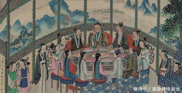 二人|贾母对宝黛二人的态度,从进二人房间的不同行为就可以看出