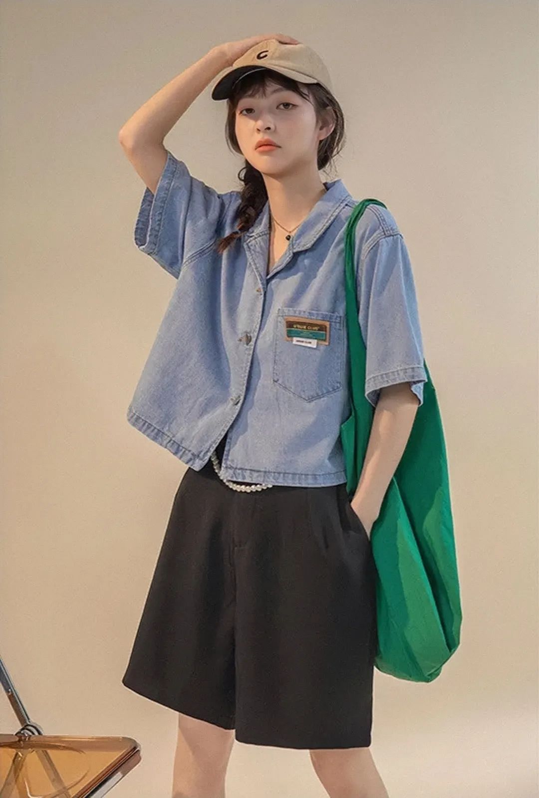 彼得潘|别再穿黑白灰了！今年流行“初恋色”，惊艳又高级