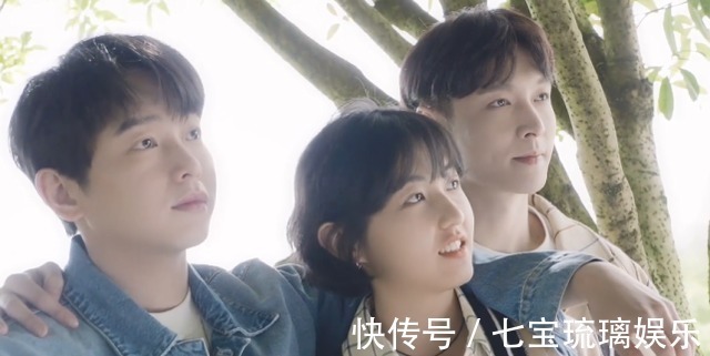 艺兴|张子枫排斥张艺兴拍兄妹照与彭昱畅很亲密，却当艺兴是背景墙