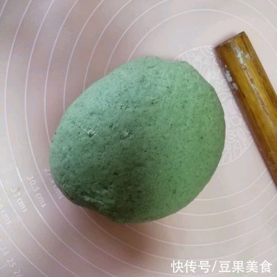 发酵版|网红艾草味咖喱鸡肉包～一次发酵版，简单快手超美味