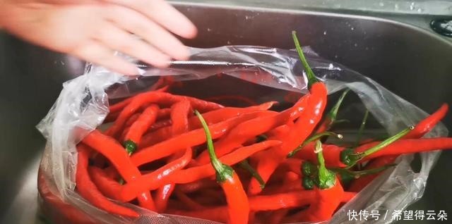 祖传|50年祖传辣椒酱做法,无任何添加剂,做法简单家常,放1年不会坏