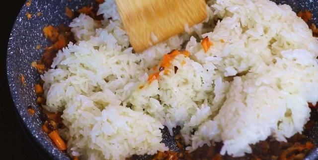 烧麦|糯米和面粉的结合太美味了如果你不做饭,就不需要烙饼很好吃,又软又粘