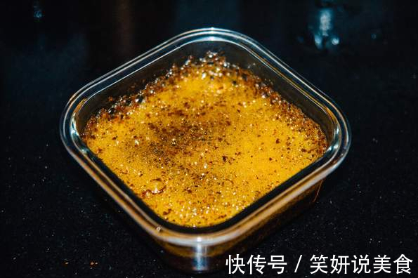 辣椒油要想好吃,最忌直接泼热油,少做了一步,难怪味道不够香