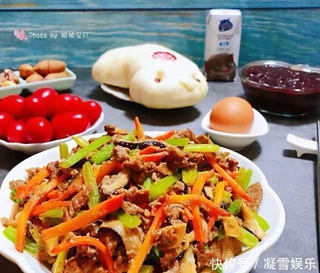 时蔬炒牛肉,营养丰富,味道鲜美,家人都喜欢