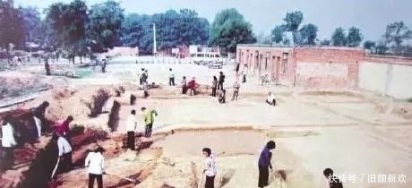 文物更|考古队发现女将军墓,出土一件奇特玉器,专家称没人见过