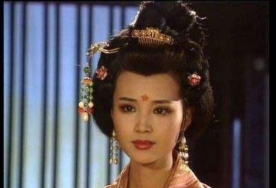  起伏|上官婉儿：政治斗争的纠缠起伏，模糊了她原来的模样