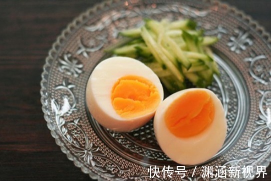 做水煮蛋，不要直接用水煮！做好4点，又香又嫩，好剥壳，更营养