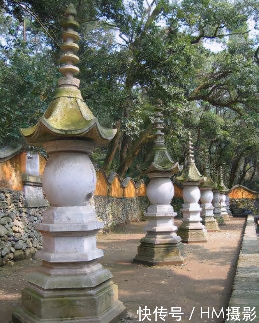 零差评５A景区，门票免费无商业气息，是我国寺院四绝之一