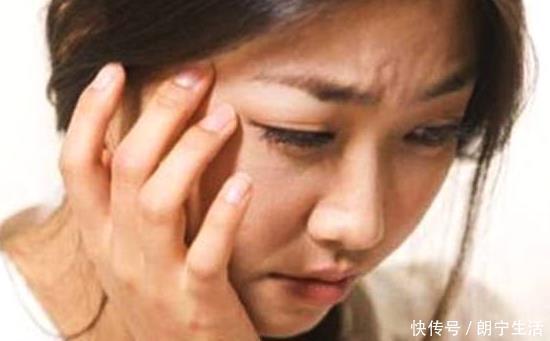 消炎|女性患有妇科炎病脸上多有3大变化,常喝1杯水,抑菌消炎养子宫