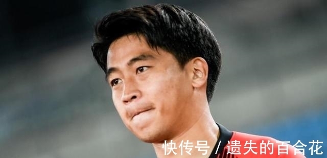 前锋|上海海港前锋胡靖航回归武汉卓尔!费内巴切相中深足外援阿奇姆彭